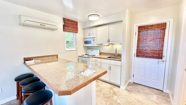 Building Photo - Darling Stand Alone & Detached Open Studio Layout Guest Home unit on Private Country Property in ...