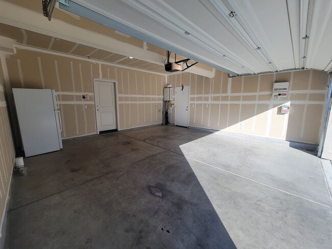 Building Photo - Available now! Stunning New North Natomas Home!