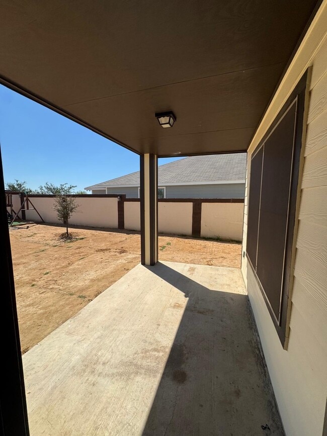 Building Photo - 1507 Port Texas Dr