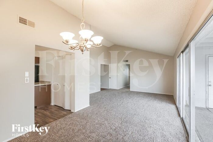 Building Photo - 9731 N 56th Dr