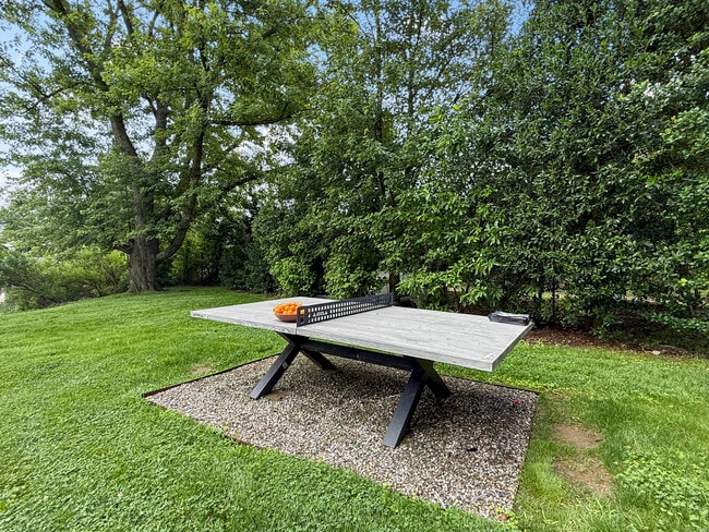 Building Photo - 52 Shorehaven Rd