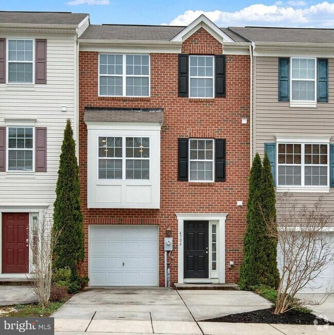 Building Photo - 4706 Wineleaf Ln