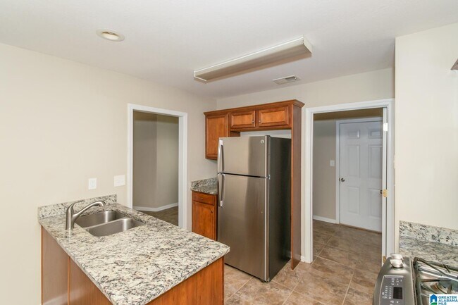 Building Photo - 601 Meriweather Dr