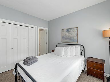 Building Photo - 76 Davis Rd