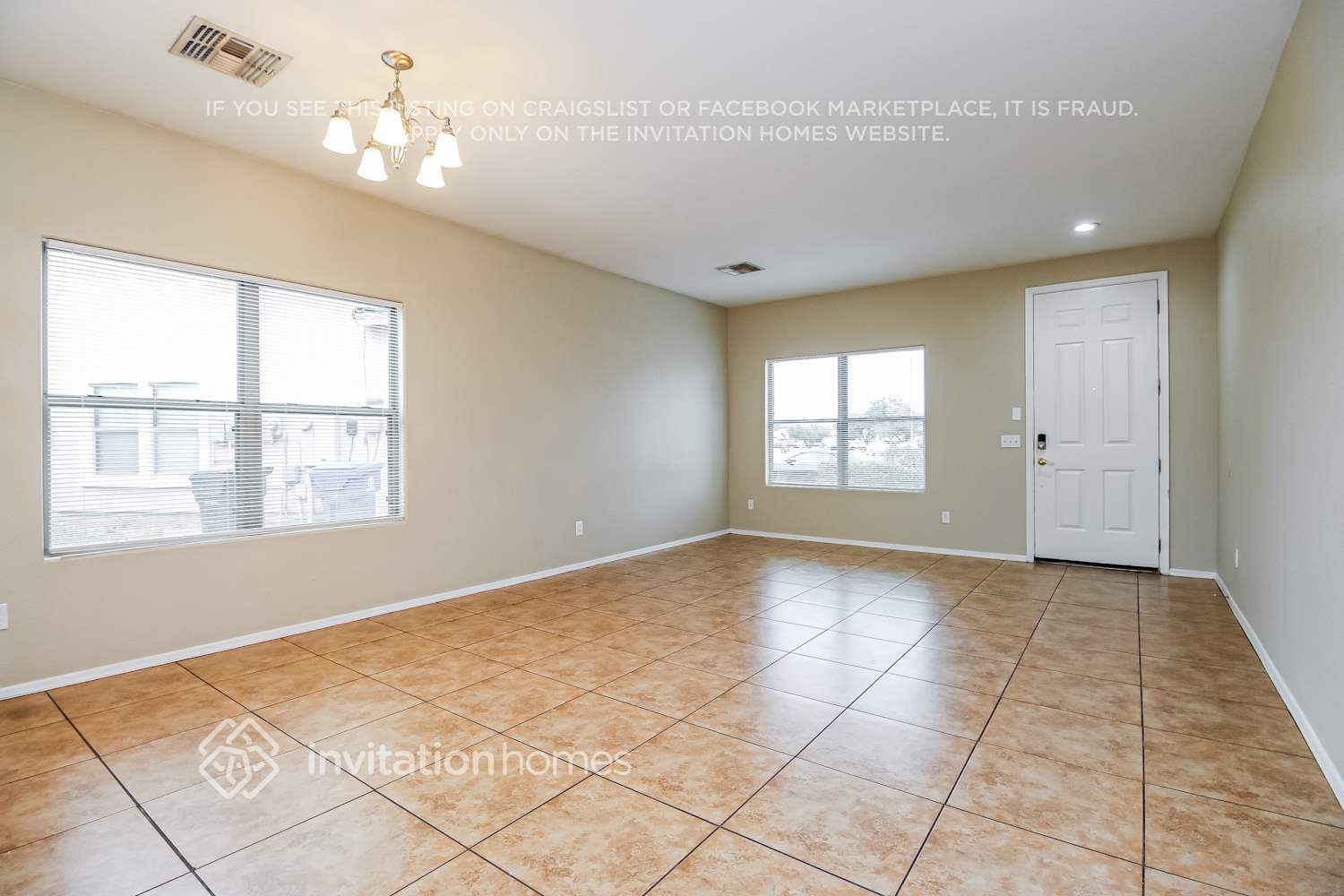 Building Photo - 300 S 9th St