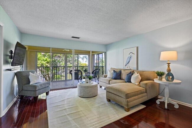 Building Photo - 10280 Imperial Point Dr W