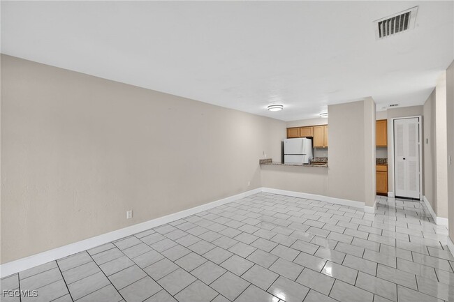 Building Photo - 13134 Feather Sound Dr