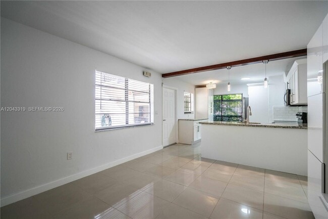 Building Photo - 3265 Virginia St