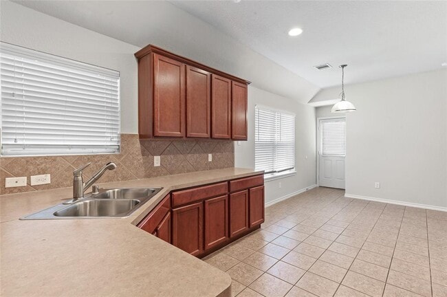 Building Photo - 14143 Astonshire Ln