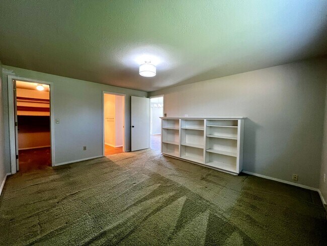 Building Photo - Non-Refundable & Security Deposit Total: $...