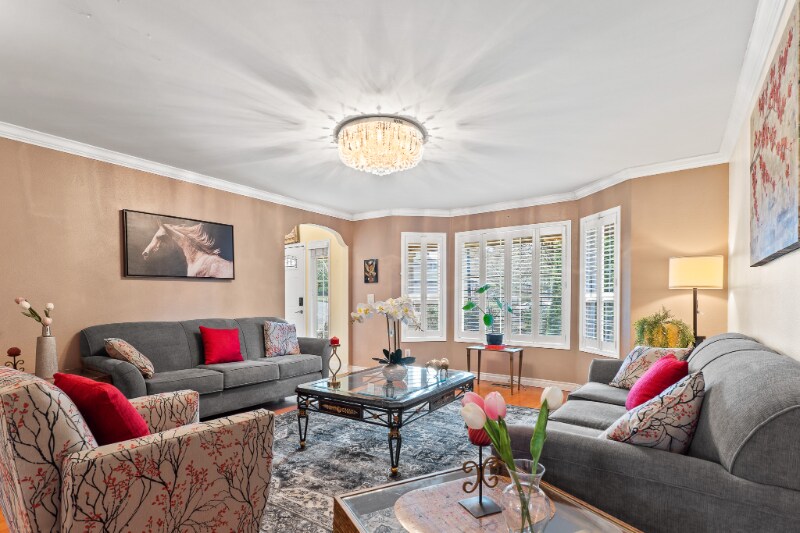 Building Photo - 9602 NE 11th St