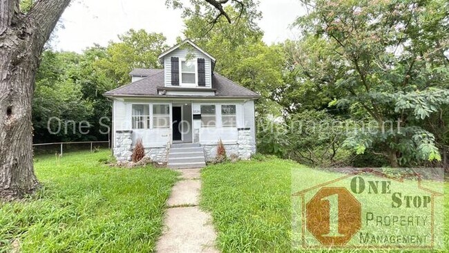 Primary Photo - Beautiful 4 Bedroom 1.75 Bathroom Home in ...