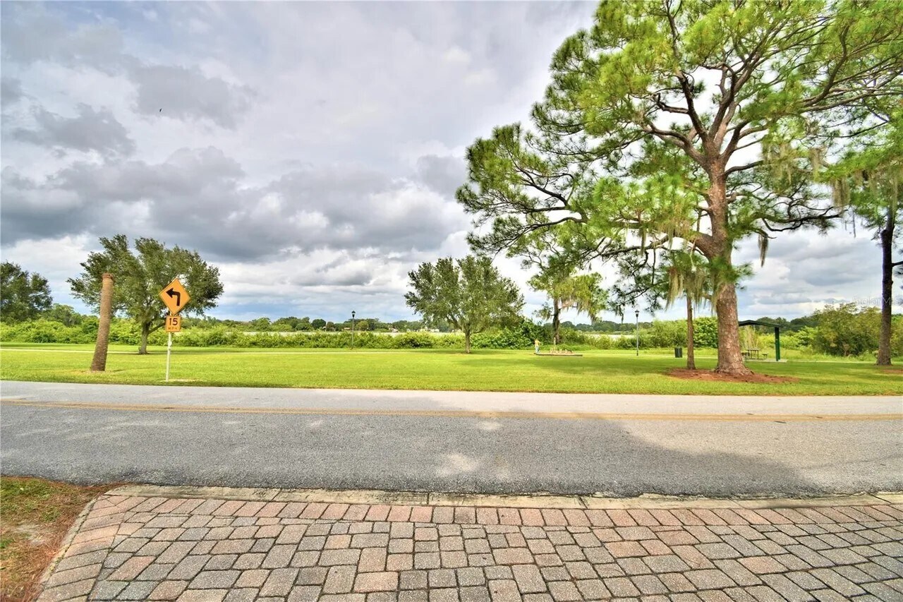 Building Photo - 3960 Avenue U NW