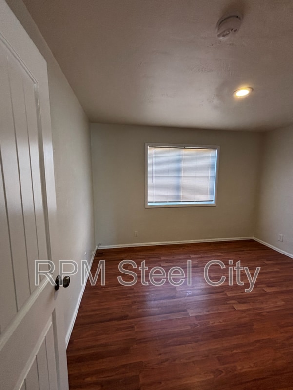 Building Photo - 2521 Emilia St