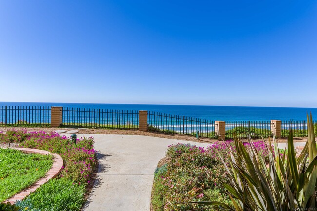 Building Photo - 190 Del Mar Shores Terrace