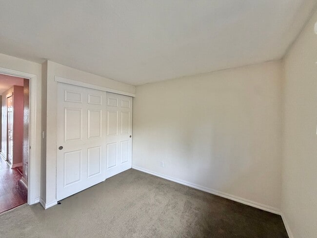 Building Photo - 1710 W Sunn Fjord Ln