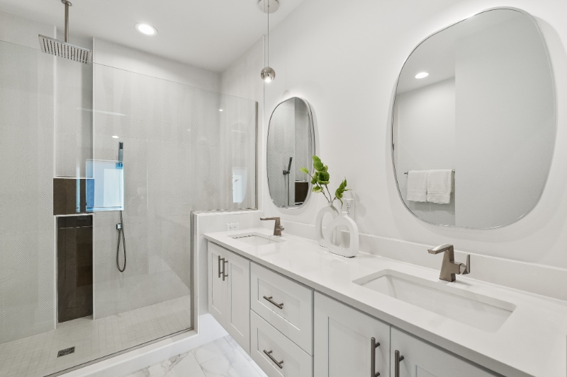 Building Photo - 1300 Edgehill Ave