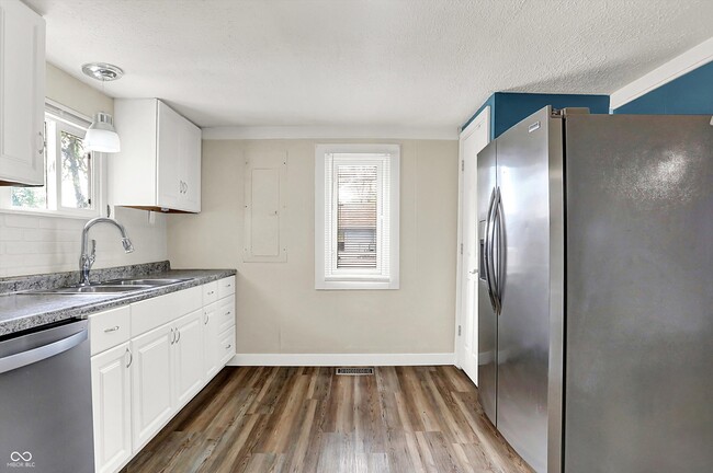 Building Photo - 9435 N 700 E