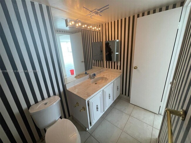 Building Photo - 601 Three Islands Boulevard