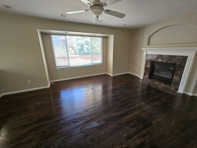 Building Photo - Beautiful and Fresh Updated Four Bedroom Home on a Corner Lot in Rock Creek!