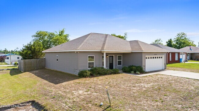 Building Photo - 5206 Robins Ct