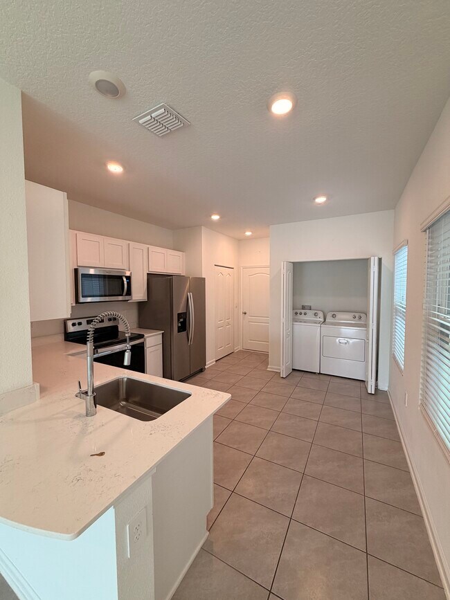 Building Photo - 63 Summer Sand Ct