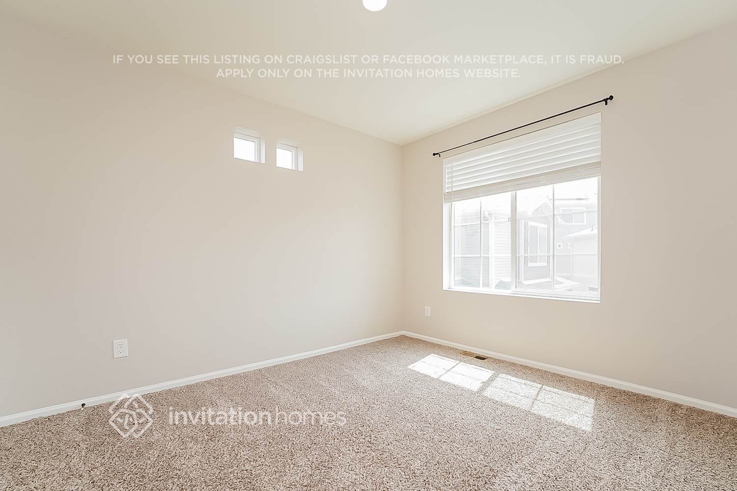 Building Photo - 26177 E Byers Pl