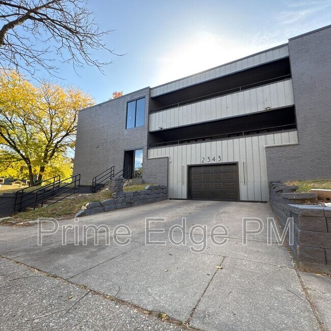 Building Photo - 2343 B St