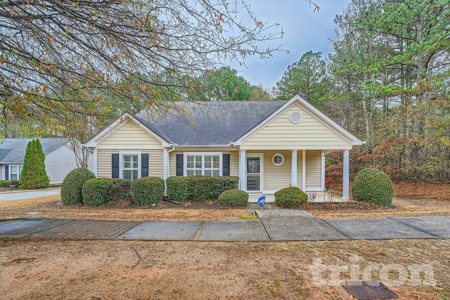 Building Photo - 3790 Village Main St