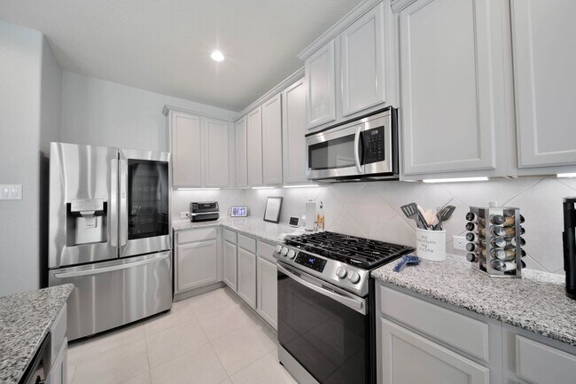 Building Photo - 26028 Hasting Ridge Ln.