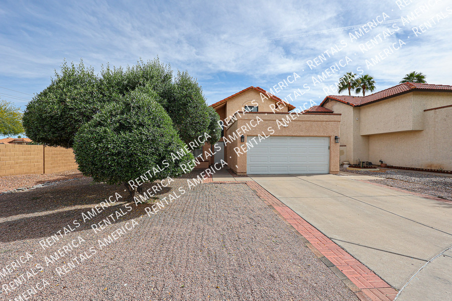 Building Photo - 967 E Rockwell Dr