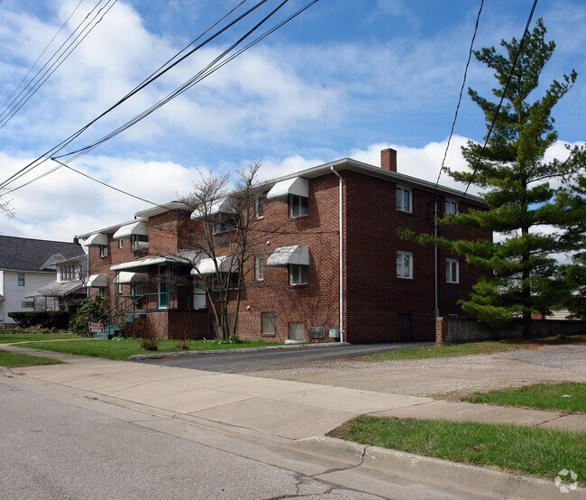 Building Photo - 138 Gleason Ave