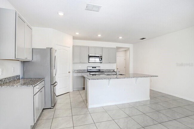 Building Photo - 1125 Torrente Ln