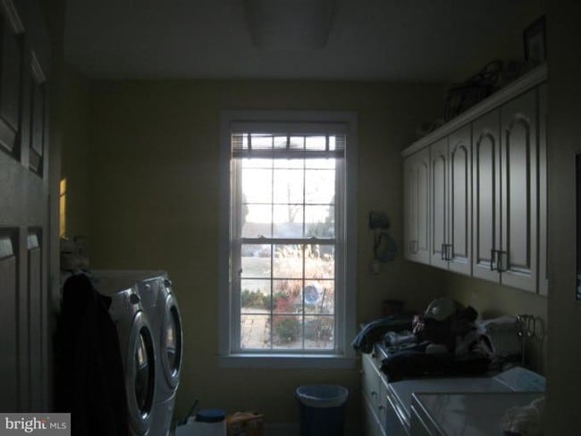 Building Photo - 13229 Trenton Ave
