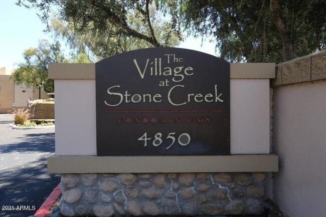 Building Photo - 4850 E Desert Cove Ave