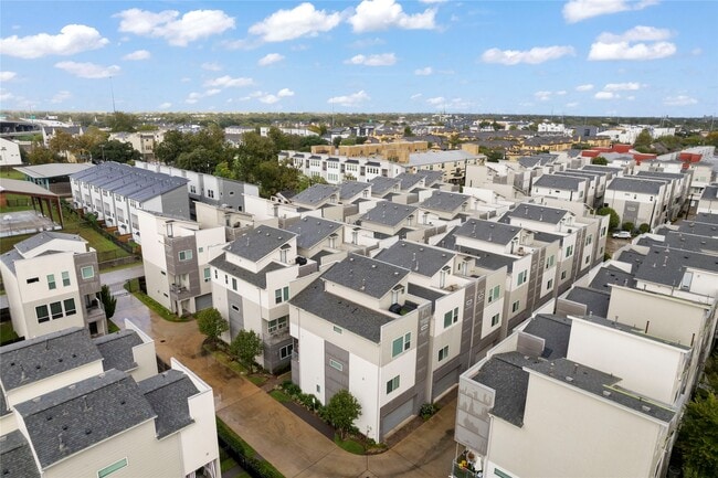 Building Photo - 317 Eado Park Cir