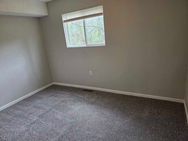 Building Photo - 6063 Briarcliff Path