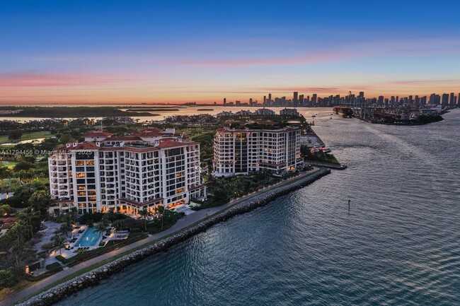 Building Photo - 7041 Fisher Island Dr