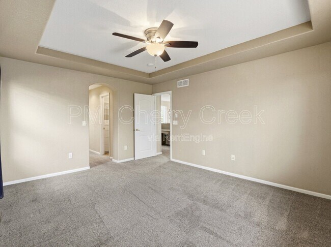 Building Photo - 10740 Southhaven Cir