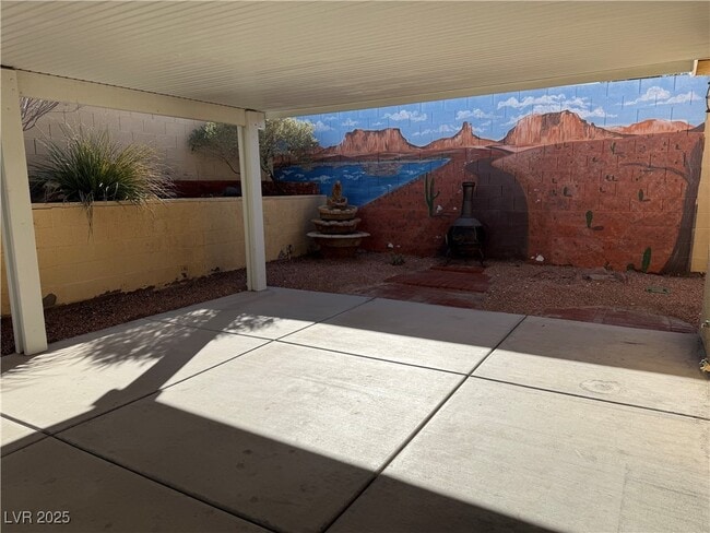 Building Photo - 204 Odyssey St