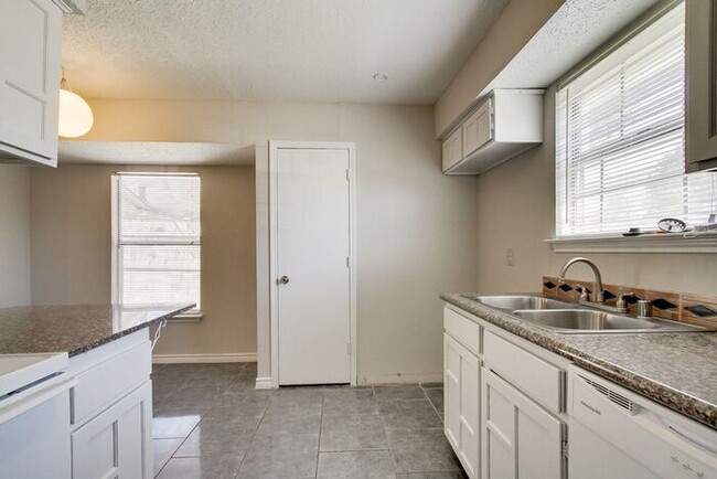 Building Photo - No Application Fees*