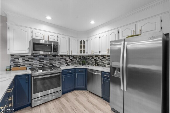 Building Photo - 3207 Winder Dr