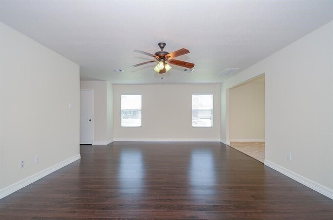 Building Photo - 2603 Kenwich Oaks Ln