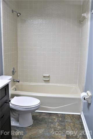 Building Photo - 1847 J Julian Ln