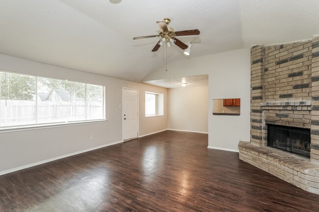 Building Photo - 13526 Hampton Falls Dr