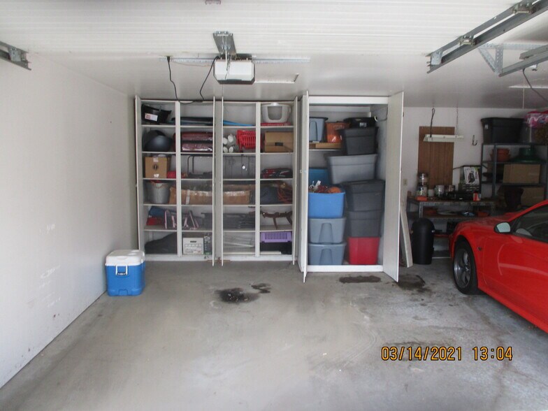 Building Photo - 4144 Ridge Rd