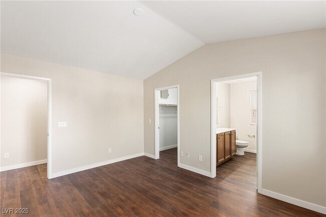 Building Photo - 5492 Mercury Springs Dr