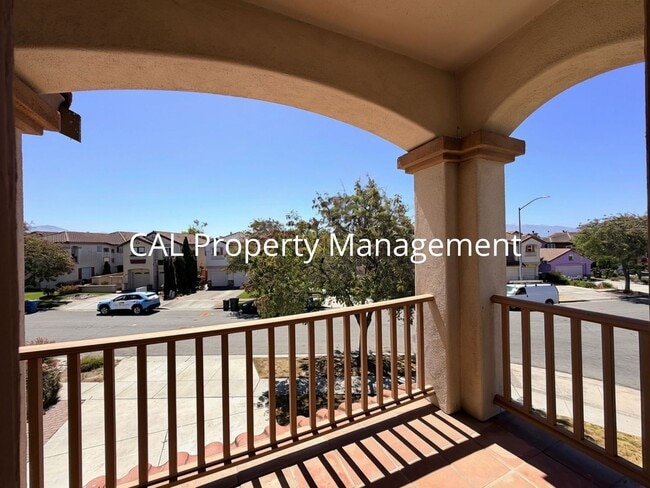 Building Photo - 1159 Cobblestone St
