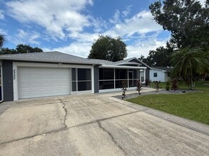 Building Photo - Beautifully updated 3-bedroom, 2-bath home