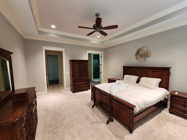 Building Photo - 4174 Old Light Cir